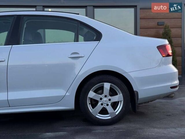 Сірий Фольксваген Джетта, об'ємом двигуна 0 л та пробігом 188 тис. км за 13400 $, фото 13 на Automoto.ua