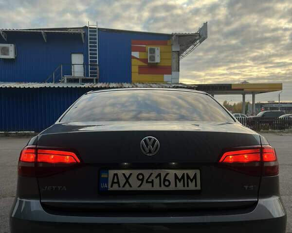 Серый Фольксваген Джетта, объемом двигателя 1.4 л и пробегом 100 тыс. км за 11400 $, фото 5 на Automoto.ua