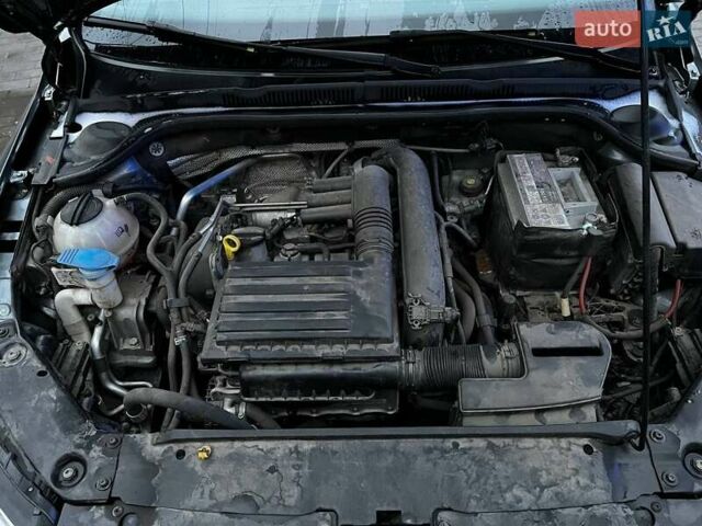 Серый Фольксваген Джетта, объемом двигателя 1.4 л и пробегом 88 тыс. км за 11000 $, фото 8 на Automoto.ua