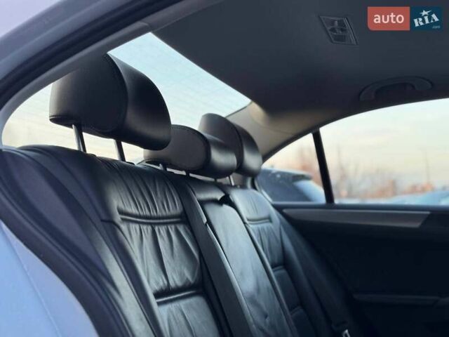 Сірий Фольксваген Джетта, об'ємом двигуна 0 л та пробігом 188 тис. км за 13400 $, фото 62 на Automoto.ua