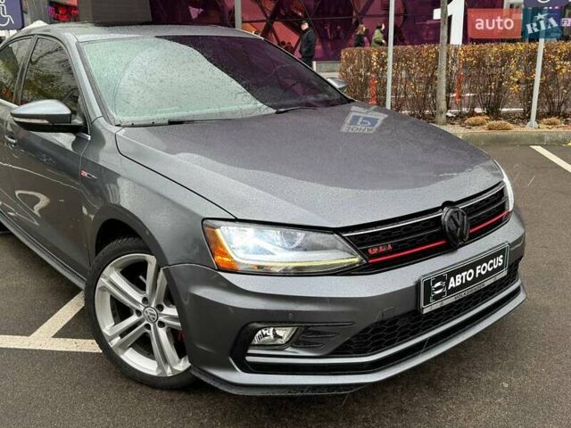 Серый Фольксваген Джетта, объемом двигателя 1.98 л и пробегом 185 тыс. км за 12490 $, фото 1 на Automoto.ua