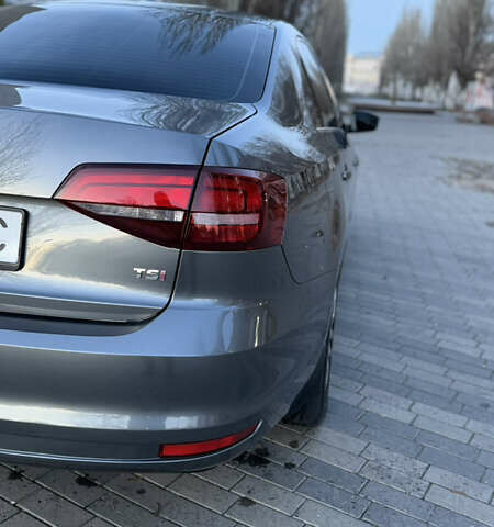 Серый Фольксваген Джетта, объемом двигателя 1.39 л и пробегом 168 тыс. км за 9700 $, фото 1 на Automoto.ua