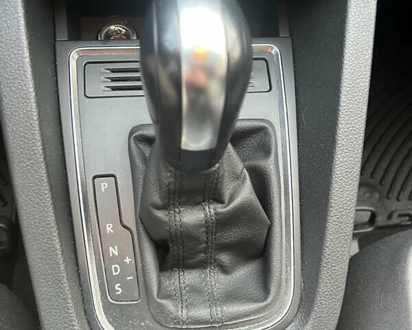 Серый Фольксваген Джетта, объемом двигателя 1.4 л и пробегом 100 тыс. км за 11400 $, фото 17 на Automoto.ua