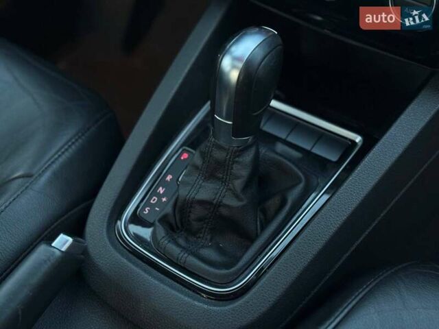 Сірий Фольксваген Джетта, об'ємом двигуна 0 л та пробігом 188 тис. км за 13400 $, фото 69 на Automoto.ua