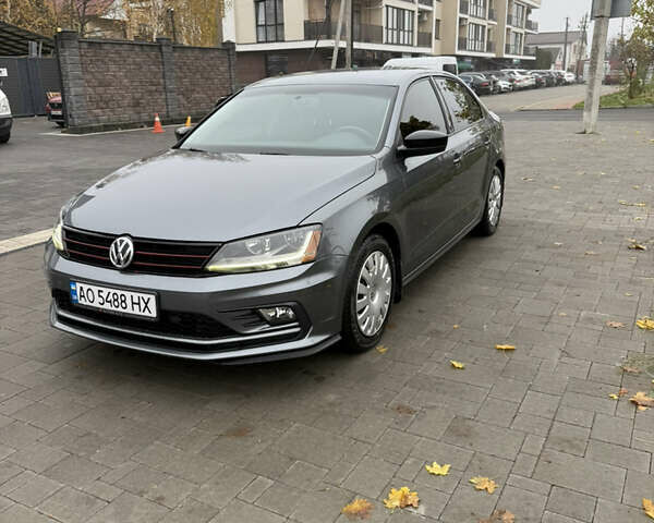 Сірий Фольксваген Джетта, об'ємом двигуна 1.39 л та пробігом 102 тис. км за 12200 $, фото 1 на Automoto.ua