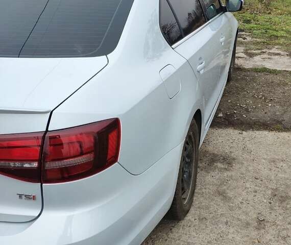 Серый Фольксваген Джетта, объемом двигателя 1.4 л и пробегом 61 тыс. км за 14200 $, фото 6 на Automoto.ua