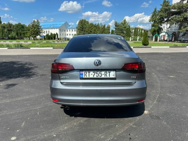 Серый Фольксваген Джетта, объемом двигателя 1.4 л и пробегом 190 тыс. км за 5700 $, фото 4 на Automoto.ua