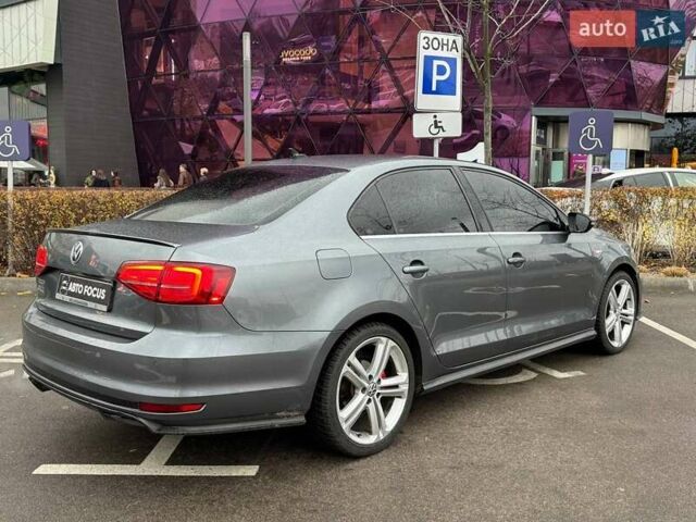 Серый Фольксваген Джетта, объемом двигателя 1.98 л и пробегом 185 тыс. км за 12490 $, фото 6 на Automoto.ua