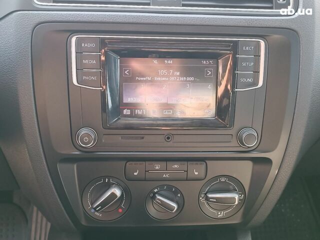 Серый Фольксваген Джетта, объемом двигателя 1.4 л и пробегом 86 тыс. км за 10890 $, фото 27 на Automoto.ua