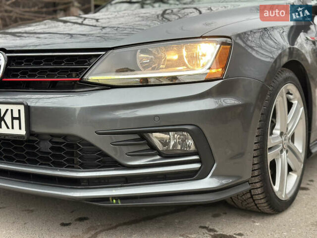 Серый Фольксваген Джетта, объемом двигателя 2 л и пробегом 105 тыс. км за 13800 $, фото 10 на Automoto.ua