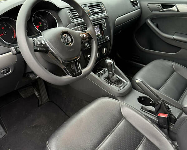 Сірий Фольксваген Джетта, об'ємом двигуна 1.39 л та пробігом 102 тис. км за 12200 $, фото 7 на Automoto.ua