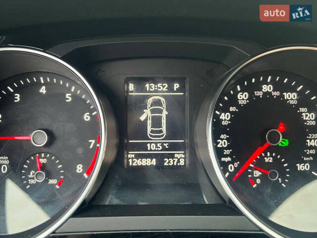 Серый Фольксваген Джетта, объемом двигателя 1.8 л и пробегом 126 тыс. км за 10900 $, фото 8 на Automoto.ua