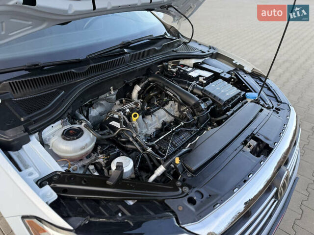 Сірий Фольксваген Джетта, об'ємом двигуна 1.4 л та пробігом 135 тис. км за 15400 $, фото 52 на Automoto.ua