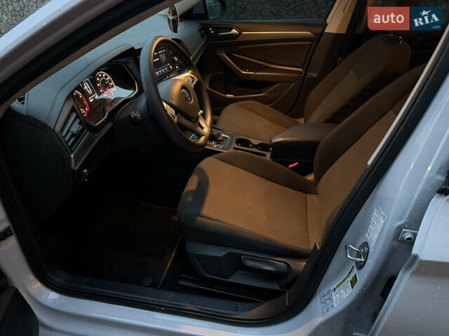 Серый Фольксваген Джетта, объемом двигателя 1.4 л и пробегом 143 тыс. км за 14800 $, фото 33 на Automoto.ua