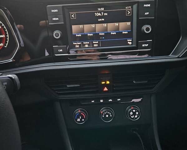 Серый Фольксваген Джетта, объемом двигателя 1.4 л и пробегом 110 тыс. км за 12900 $, фото 15 на Automoto.ua