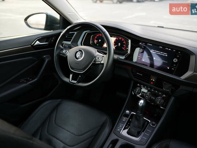 Сірий Фольксваген Джетта, об'ємом двигуна 1.4 л та пробігом 60 тис. км за 18900 $, фото 25 на Automoto.ua