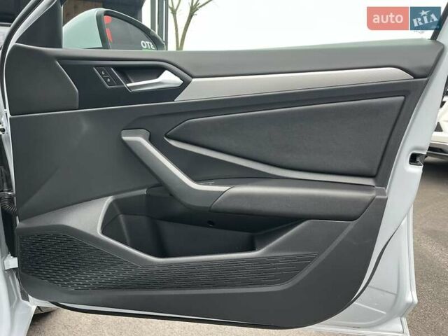 Серый Фольксваген Джетта, объемом двигателя 1.39 л и пробегом 47 тыс. км за 14499 $, фото 24 на Automoto.ua