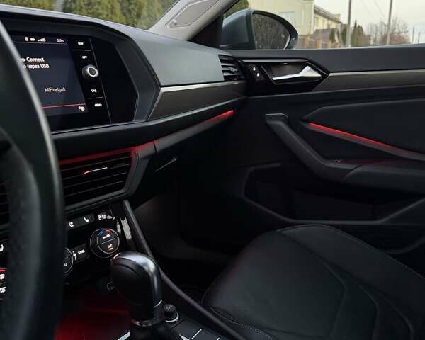 Сірий Фольксваген Джетта, об'ємом двигуна 1.4 л та пробігом 60 тис. км за 18900 $, фото 70 на Automoto.ua