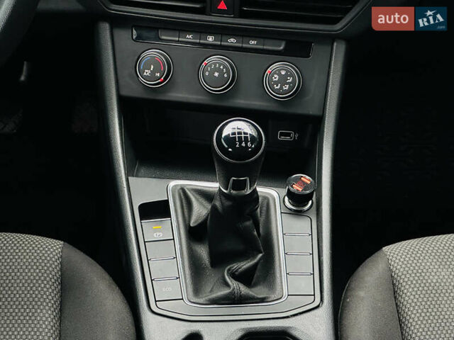 Сірий Фольксваген Джетта, об'ємом двигуна 1.4 л та пробігом 173 тис. км за 10200 $, фото 26 на Automoto.ua