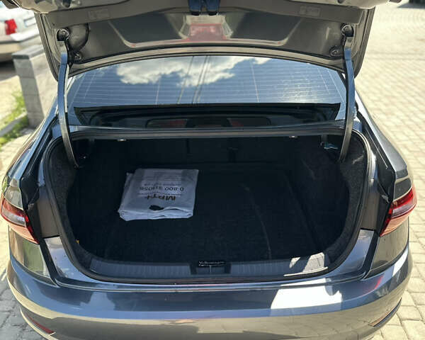 Сірий Фольксваген Джетта, об'ємом двигуна 1.4 л та пробігом 106 тис. км за 13500 $, фото 8 на Automoto.ua