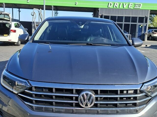 Серый Фольксваген Джетта, объемом двигателя 1.4 л и пробегом 100 тыс. км за 16500 $, фото 1 на Automoto.ua