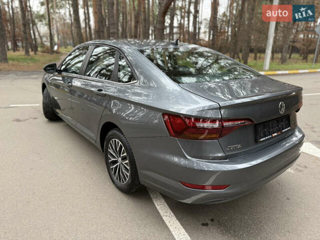 Серый Фольксваген Джетта, объемом двигателя 1.4 л и пробегом 79 тыс. км за 17900 $, фото 3 на Automoto.ua