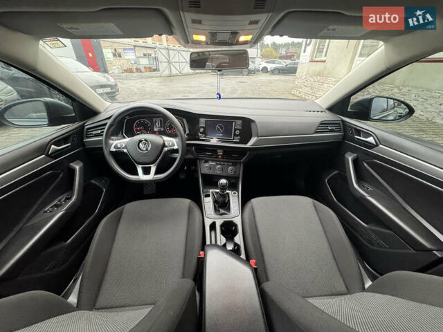 Серый Фольксваген Джетта, объемом двигателя 1.4 л и пробегом 184 тыс. км за 11500 $, фото 25 на Automoto.ua
