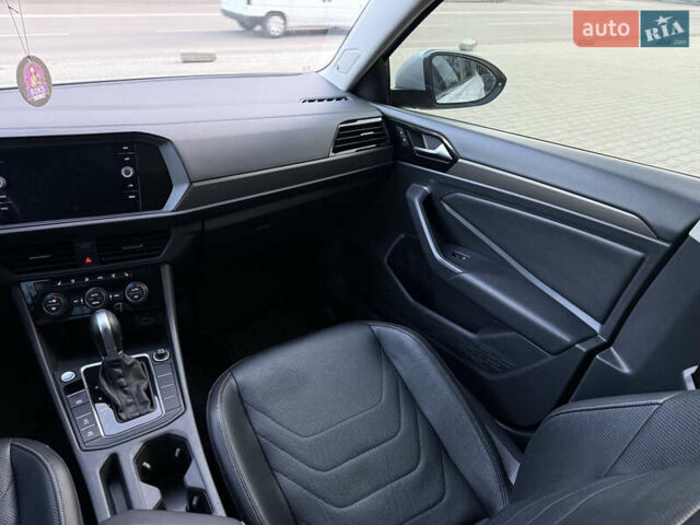 Сірий Фольксваген Джетта, об'ємом двигуна 1.4 л та пробігом 135 тис. км за 15400 $, фото 19 на Automoto.ua