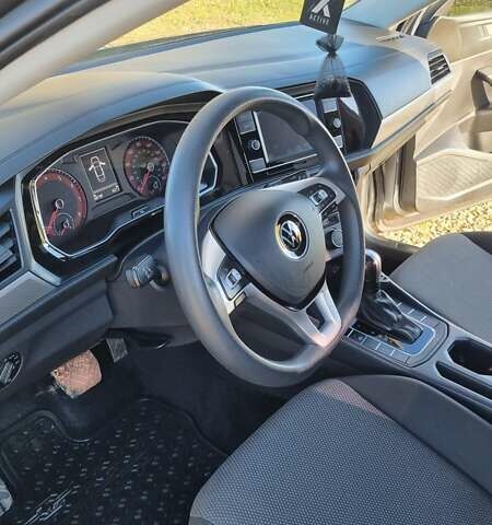 Серый Фольксваген Джетта, объемом двигателя 1.4 л и пробегом 67 тыс. км за 14000 $, фото 9 на Automoto.ua