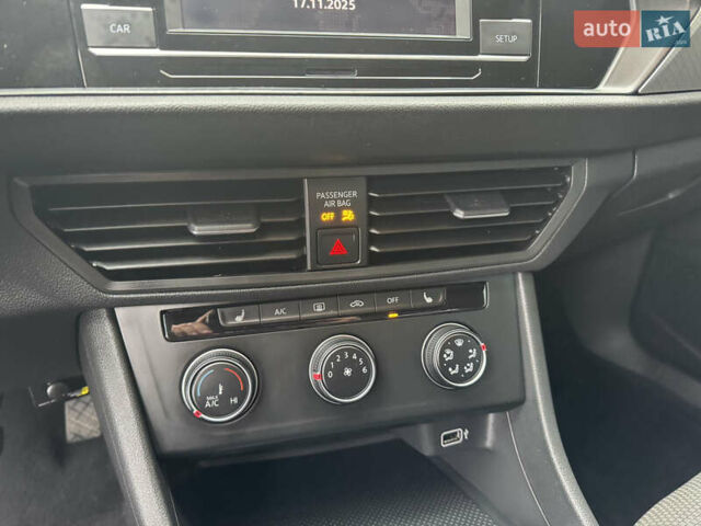 Серый Фольксваген Джетта, объемом двигателя 1.4 л и пробегом 184 тыс. км за 11500 $, фото 22 на Automoto.ua