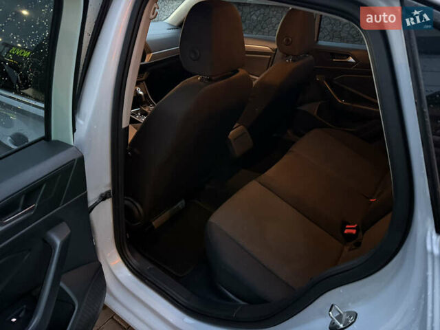 Серый Фольксваген Джетта, объемом двигателя 1.4 л и пробегом 143 тыс. км за 14800 $, фото 35 на Automoto.ua