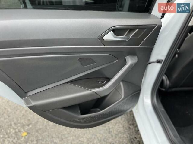 Сірий Фольксваген Джетта, об'ємом двигуна 1.4 л та пробігом 50 тис. км за 13499 $, фото 22 на Automoto.ua