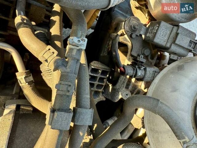 Серый Фольксваген Джетта, объемом двигателя 1.4 л и пробегом 115 тыс. км за 9200 $, фото 16 на Automoto.ua