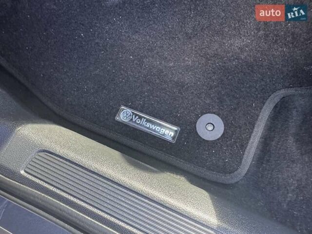 Серый Фольксваген Джетта, объемом двигателя 1.4 л и пробегом 176 тыс. км за 11900 $, фото 13 на Automoto.ua