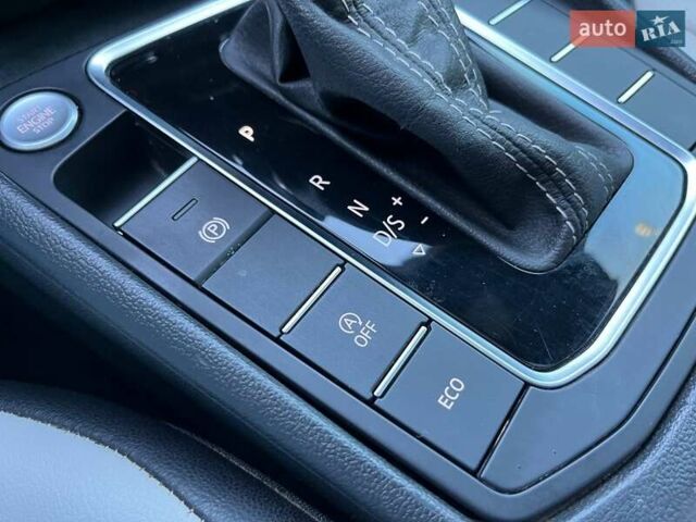 Сірий Фольксваген Джетта, об'ємом двигуна 1.4 л та пробігом 87 тис. км за 14990 $, фото 28 на Automoto.ua