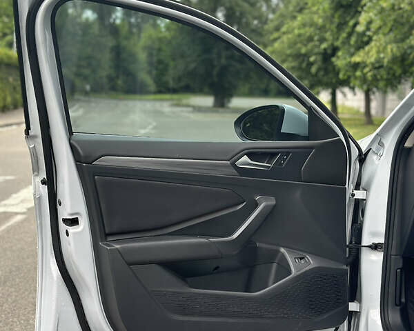 Серый Фольксваген Джетта, объемом двигателя 1.4 л и пробегом 87 тыс. км за 16100 $, фото 6 на Automoto.ua