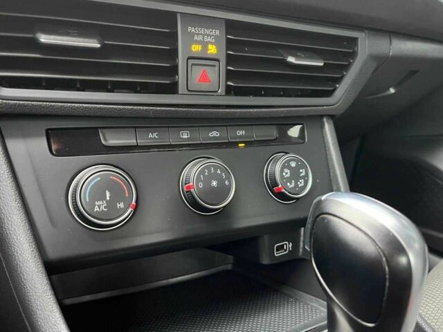 Сірий Фольксваген Джетта, об'ємом двигуна 1.4 л та пробігом 47 тис. км за 14499 $, фото 12 на Automoto.ua