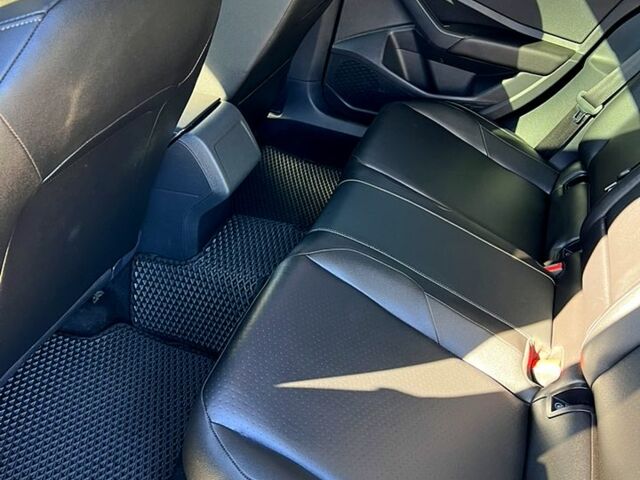 Сірий Фольксваген Джетта, об'ємом двигуна 2 л та пробігом 129 тис. км за 14500 $, фото 2 на Automoto.ua