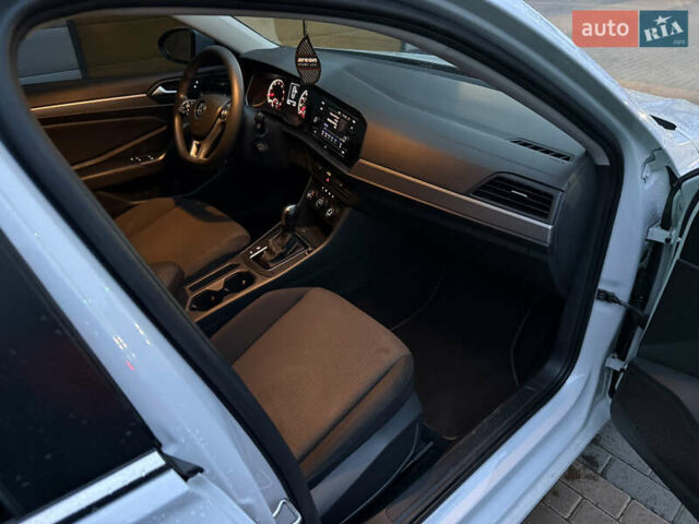 Серый Фольксваген Джетта, объемом двигателя 1.4 л и пробегом 143 тыс. км за 14800 $, фото 40 на Automoto.ua