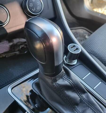 Серый Фольксваген Джетта, объемом двигателя 1.4 л и пробегом 67 тыс. км за 14000 $, фото 13 на Automoto.ua