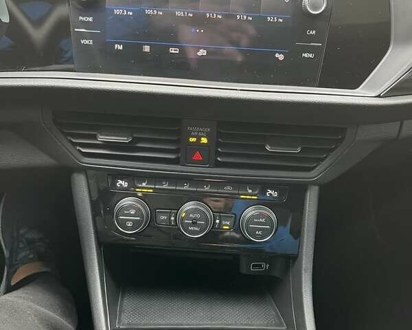 Сірий Фольксваген Джетта, об'ємом двигуна 1.4 л та пробігом 50 тис. км за 13499 $, фото 13 на Automoto.ua