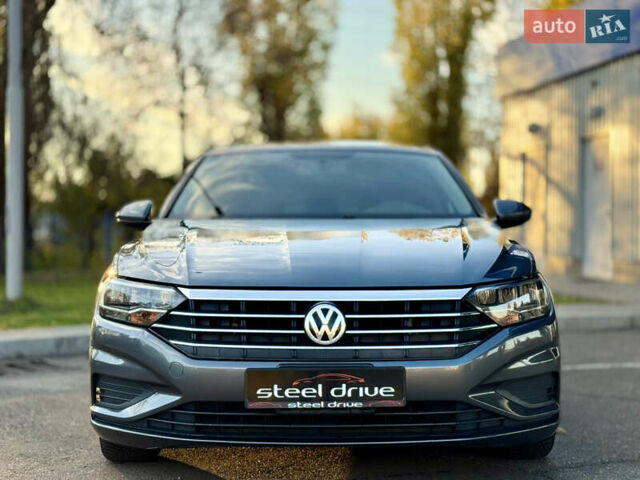Серый Фольксваген Джетта, объемом двигателя 1.4 л и пробегом 123 тыс. км за 14799 $, фото 1 на Automoto.ua