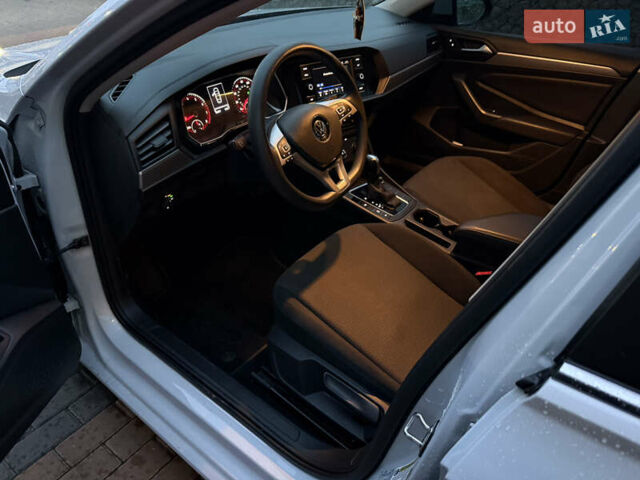 Серый Фольксваген Джетта, объемом двигателя 1.4 л и пробегом 143 тыс. км за 14800 $, фото 31 на Automoto.ua