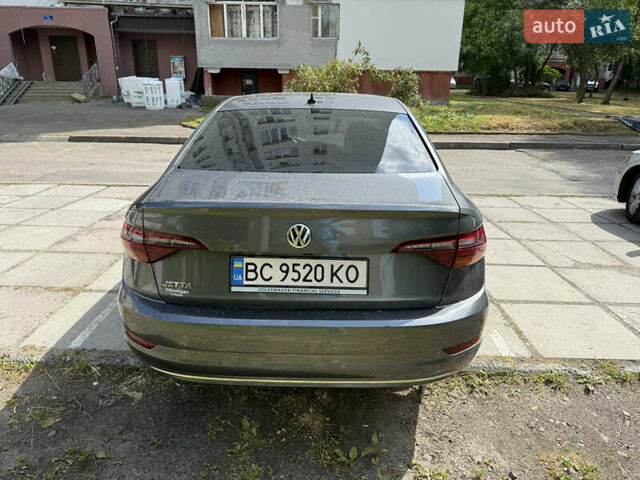 Серый Фольксваген Джетта, объемом двигателя 1.4 л и пробегом 80 тыс. км за 14800 $, фото 3 на Automoto.ua