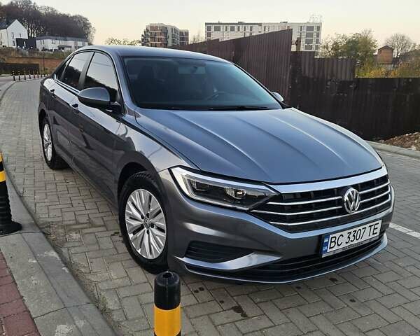 Серый Фольксваген Джетта, объемом двигателя 1.4 л и пробегом 110 тыс. км за 12900 $, фото 4 на Automoto.ua