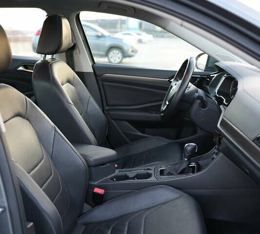 Сірий Фольксваген Джетта, об'ємом двигуна 1.4 л та пробігом 60 тис. км за 18900 $, фото 34 на Automoto.ua