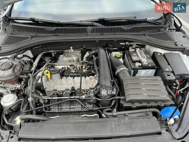 Сірий Фольксваген Джетта, об'ємом двигуна 1.4 л та пробігом 50 тис. км за 13499 $, фото 27 на Automoto.ua