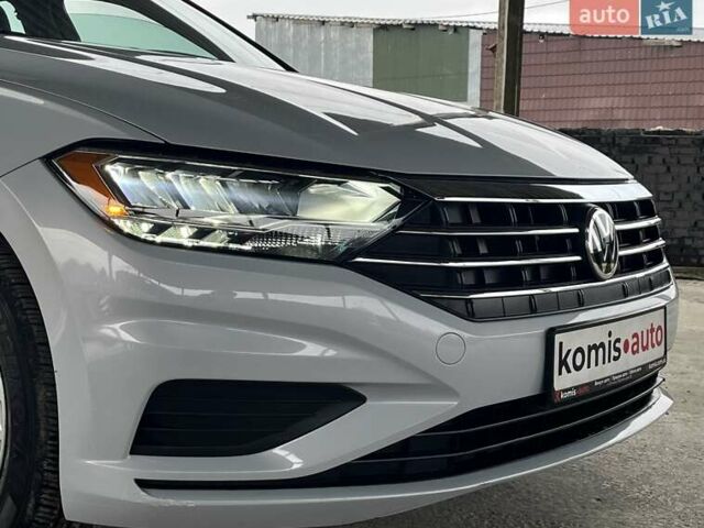 Серый Фольксваген Джетта, объемом двигателя 1.39 л и пробегом 47 тыс. км за 14499 $, фото 4 на Automoto.ua