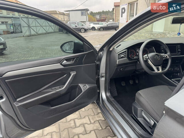 Серый Фольксваген Джетта, объемом двигателя 1.4 л и пробегом 184 тыс. км за 11500 $, фото 13 на Automoto.ua