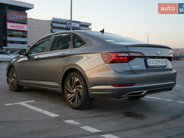 Сірий Фольксваген Джетта, об'ємом двигуна 1.4 л та пробігом 60 тис. км за 18900 $, фото 19 на Automoto.ua